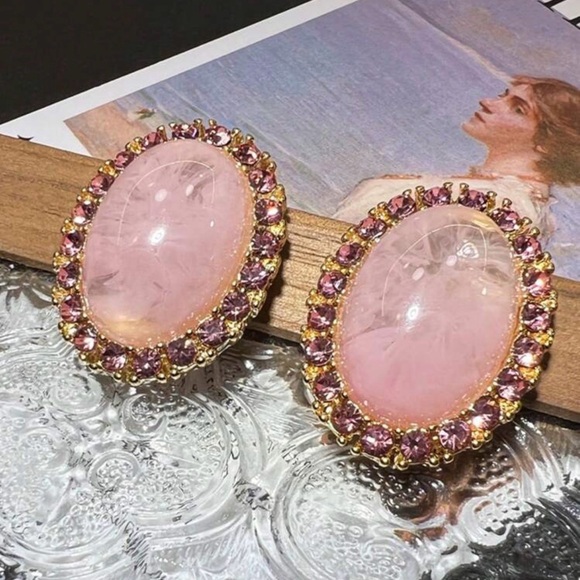 2/$30🌵 Gold Pink Cabochon Stone Crystal Earrings Ornate Vintage Style Gift NEW - Picture 5 of 10